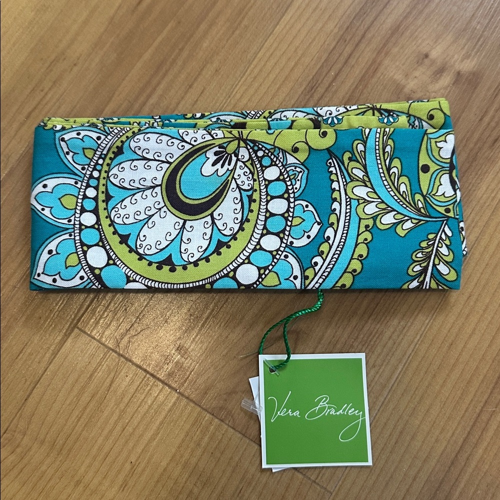 NWT Vera Bradley Teal and Lime Paisley sash - Picture 2 of 3